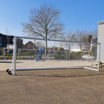 Voetbaldoel Calzio Elite 732 met transportwielen en draagbeugels